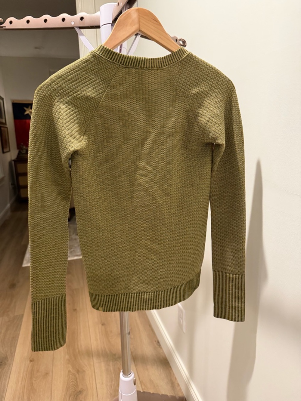 Lululemon Rest Less Pullover - Picture 4 of 7